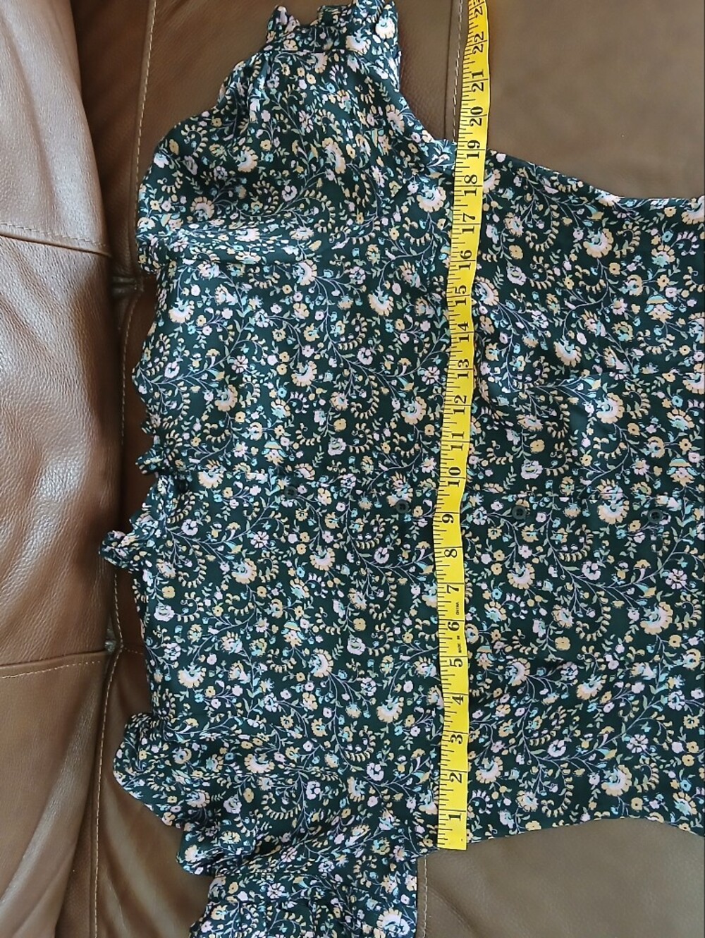 Selkie the Bistro Blouse‎ in Spirit Floral Button Up Top - Picture 13 of 15